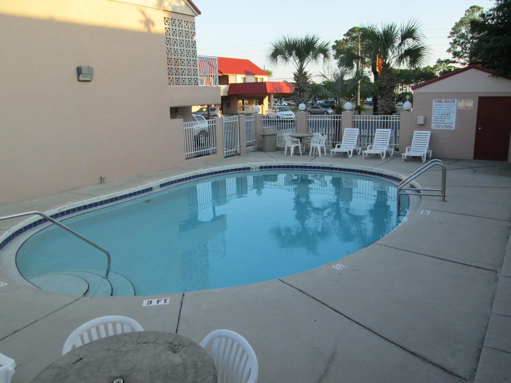 Super 8 By Wyndham Ft Walton Beach Fort Walton Beach Exterior photo